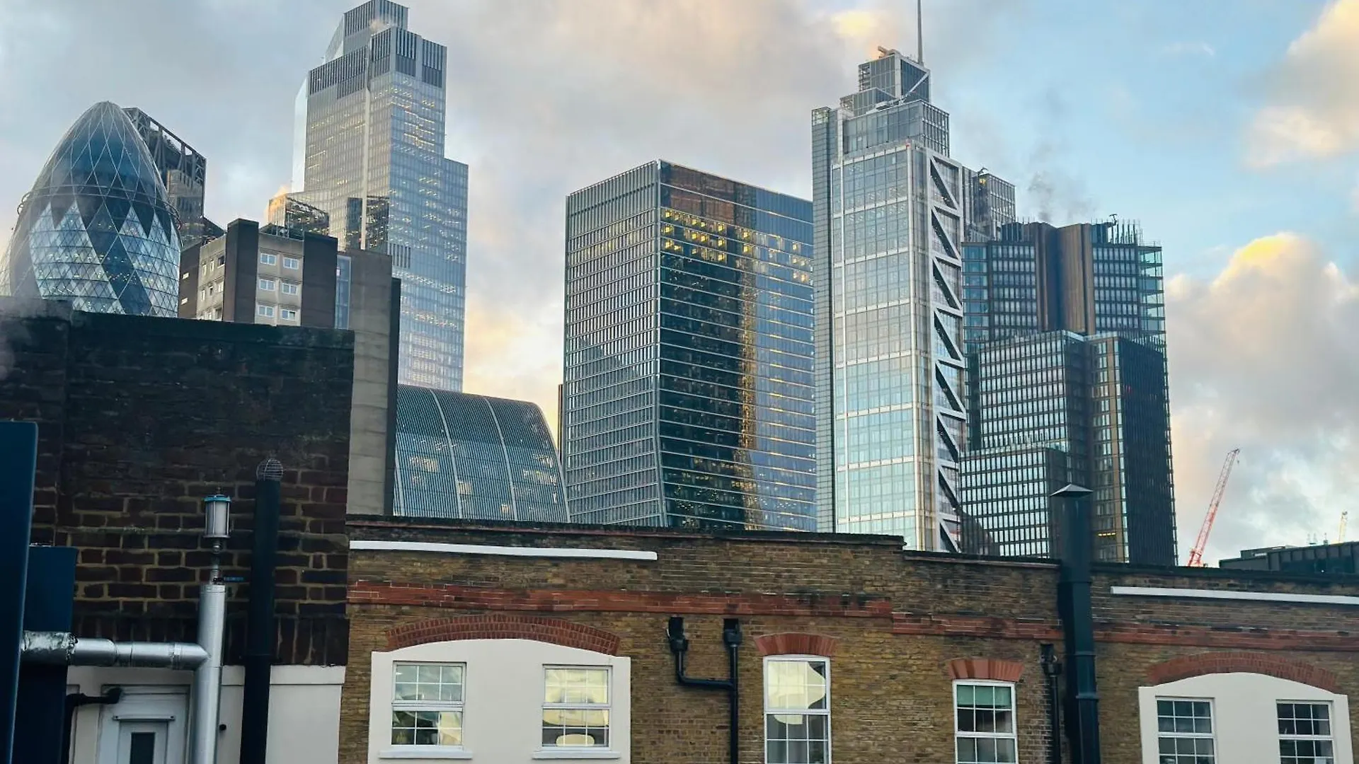 Flat In Aldgate East, London location