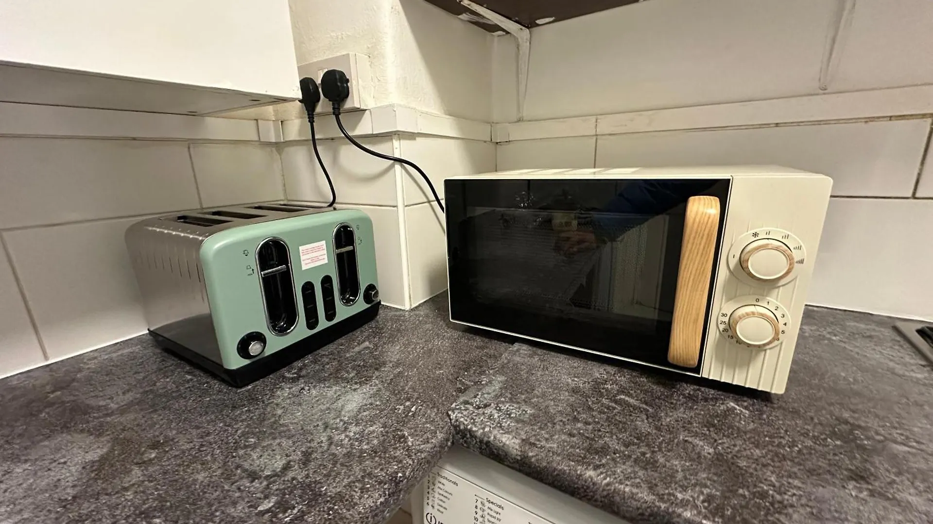 Flat In Aldgate East, London Apartment