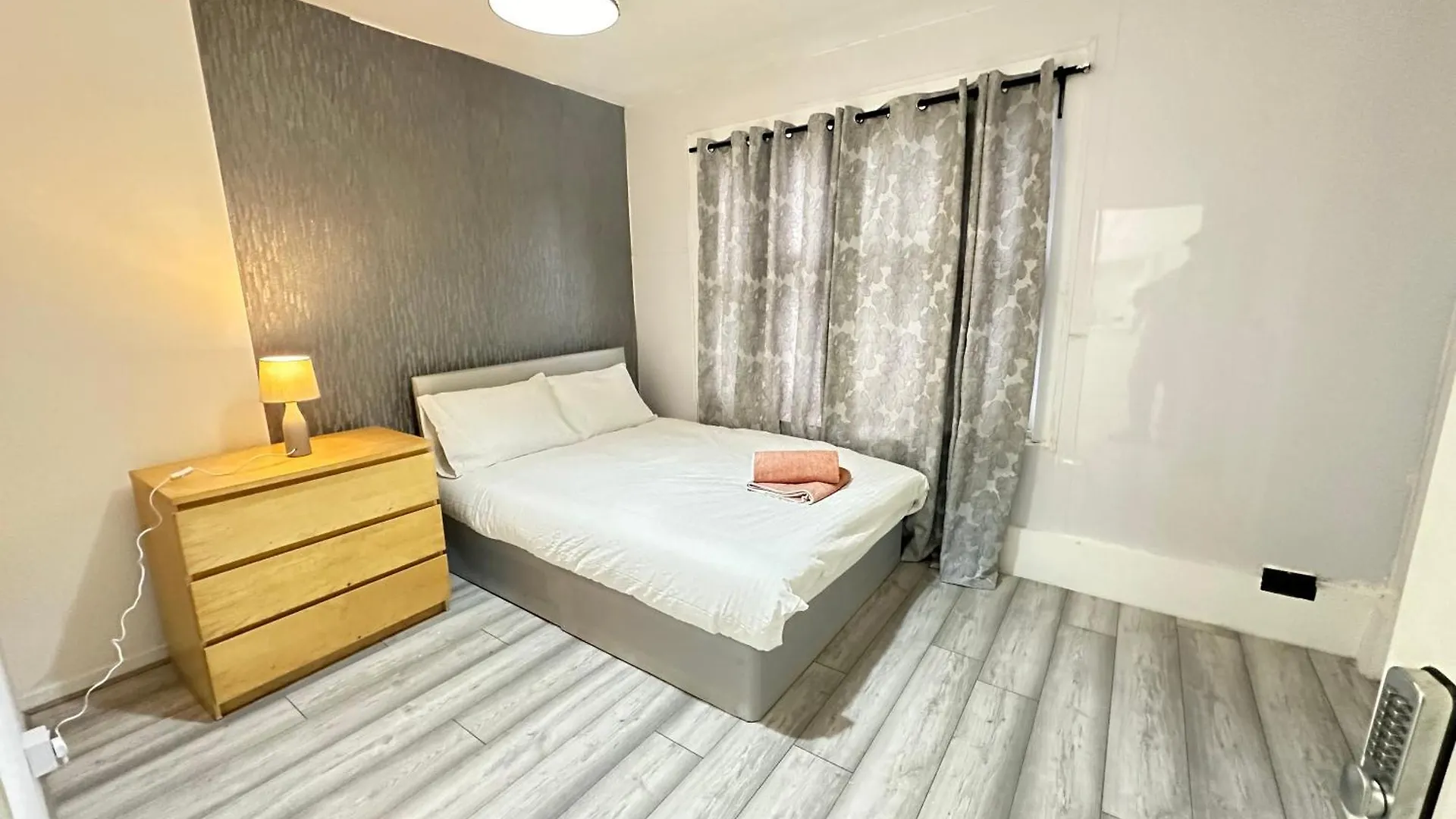 Flat In Aldgate East, London Apartamento Reino Unido